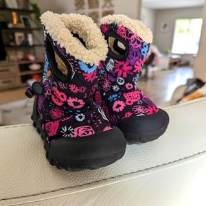 Toddler's Bogs Snow Shoes